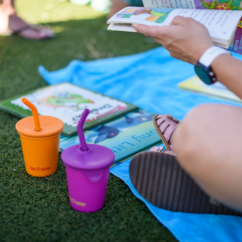 kid-s-sippy-cup-and-water-bottle-set-u1 10oz_kids_cups_straw_reading_blanket_square.jpg