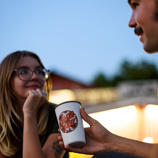 16oz-pint-cup-santa-cruz-b7 16oz_pints_santa_cruz_vacationdot_couple_square.jpg