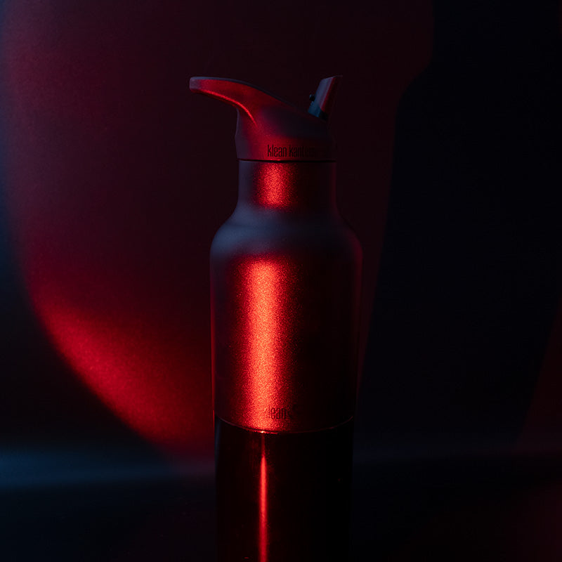 20oz-rise-classic-may-the-4th-e4 20oz_rise_classic_may_the_fourth_starwars_black_bottle_redglow_square.jpg