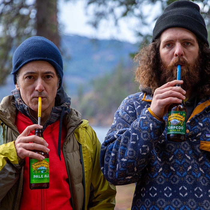 straw-4-pack-n6 recycled_steel_straws_beers_dudes_lifestyle.jpg
